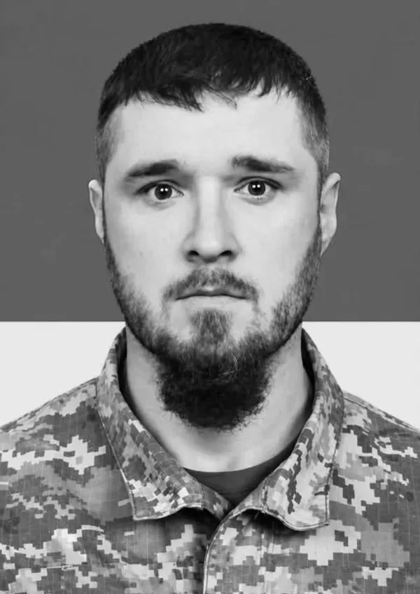 Львівщина вшановує полеглих захисників під час загальнонаціональної хвилини мовчання