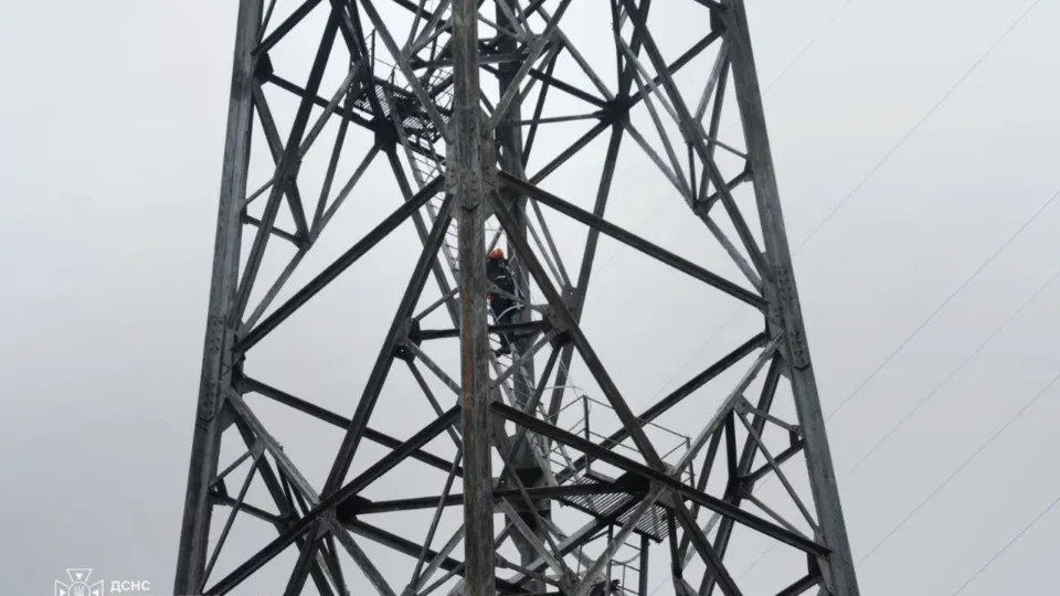 росія атакувала понад 15 енергетичних об’єктів України: наслідки масованого удару 