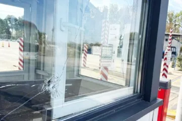 Під час атаки РФ снаряд влучив в автобус біля КПП на кордоні з Молдовою, постраждав прикордонник