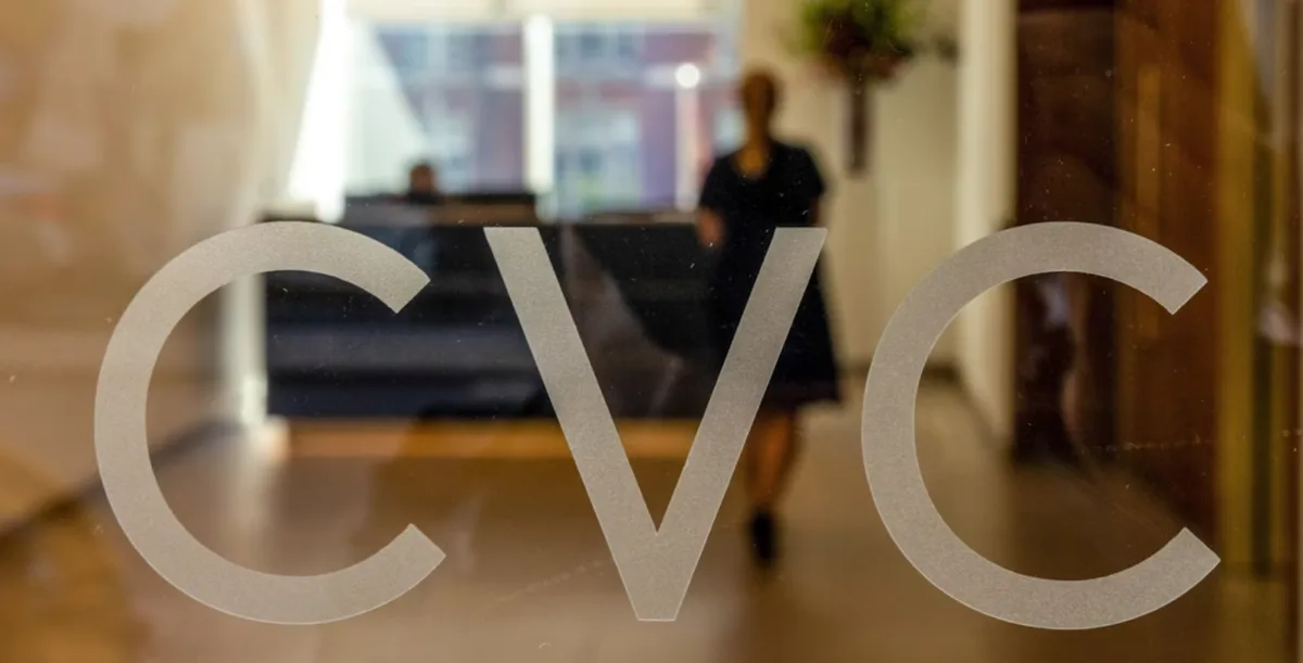 Соглашение на $12 млрд между фондами CVC вызвало конфликт из-за возможного занижения стоимости фармкомпании Recordati
