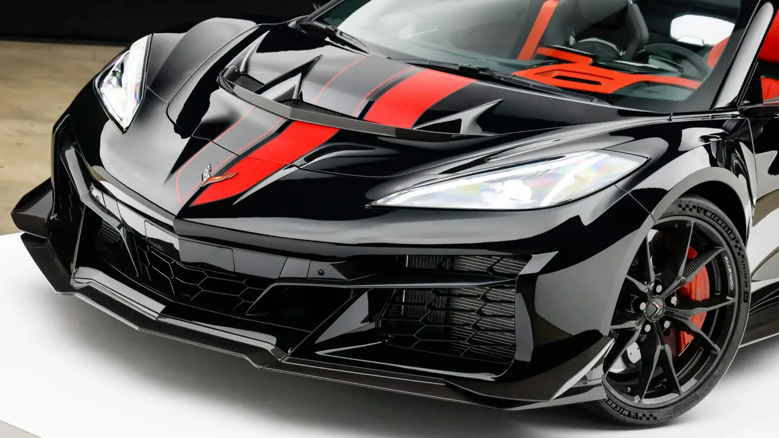 Ставка уже $415 000: новый 1267-сильный Corvette ZR1X перепродают с наценкой $119 тысяч