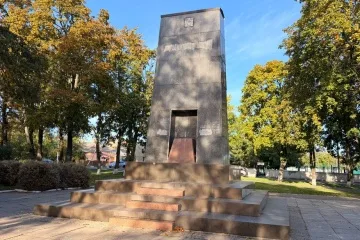 На Одещині планують перепоховати тіло Котовського, яке досі перебуває в мавзолеї