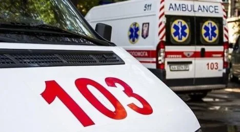 На Шосткинщині росіяни знову вдарили дроном по автівці: поранена 55-річна жінка