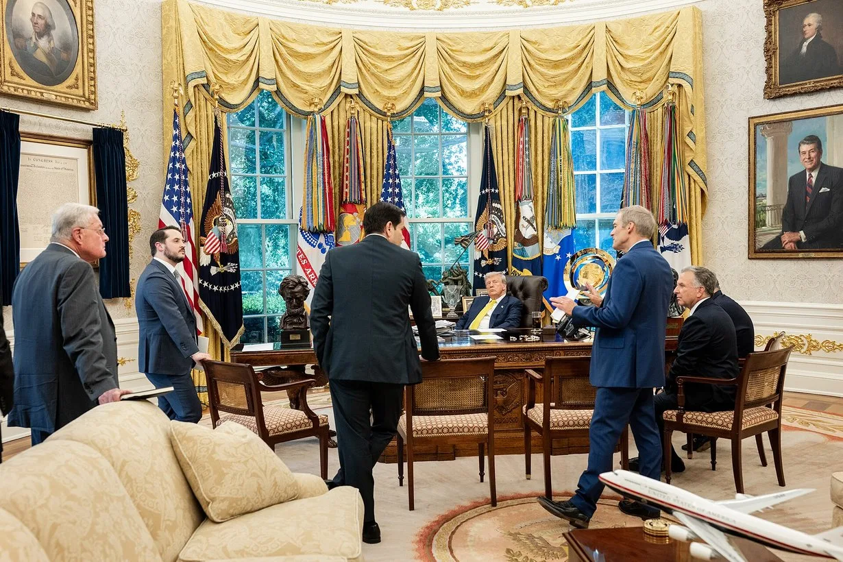 Келлог проти Трампа: де ексспецпосланець розходиться з Білим домом щодо ударів по Росії, НПЗ і Зеленського