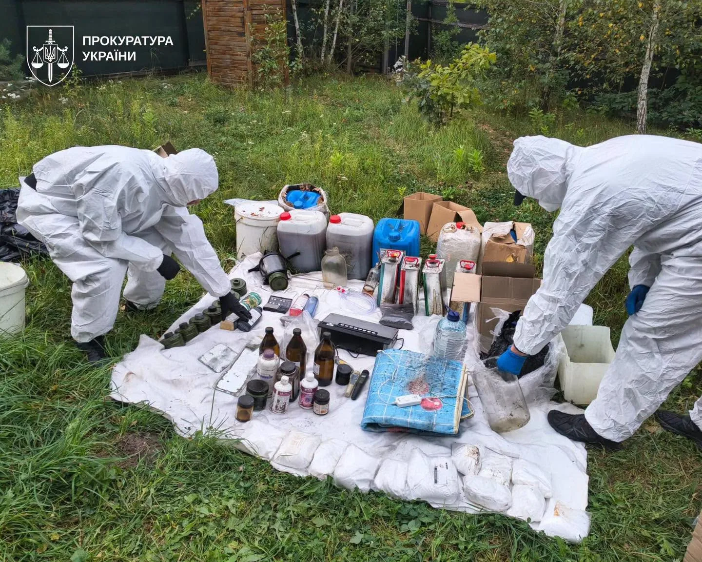 На Черкащині діяла лабораторія з виробництва амфетаміну: група щомісяця виготовляла понад 10 кг наркотиків (ФОТО)