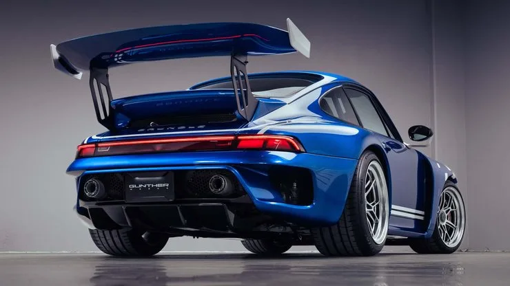 Автомобиль Gunther Werks Brundle Edition Turbo