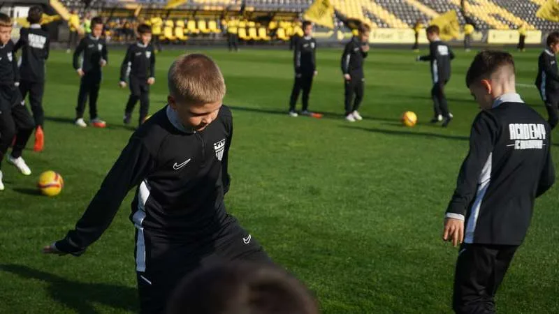 ФК «Буковина» офіційно відкрив безкоштовну Футбольну академію для юних талантів