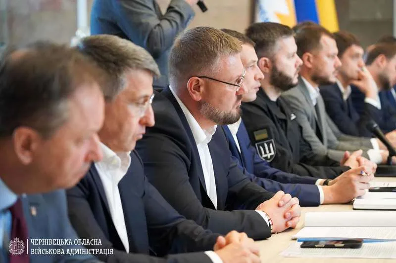 Нові пункти пропуску та модернізація залізниці: які проєкти для Буковини обговорили в Румунії