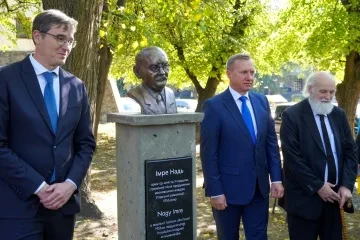 В Ужгороді відкрили пам'ятник лідеру угорської революції 1956 року Імре Надю
