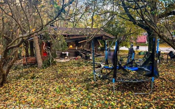 Росіяни вдарили безпілотником по парку на Харківщині: загинули дві жінки і немовля