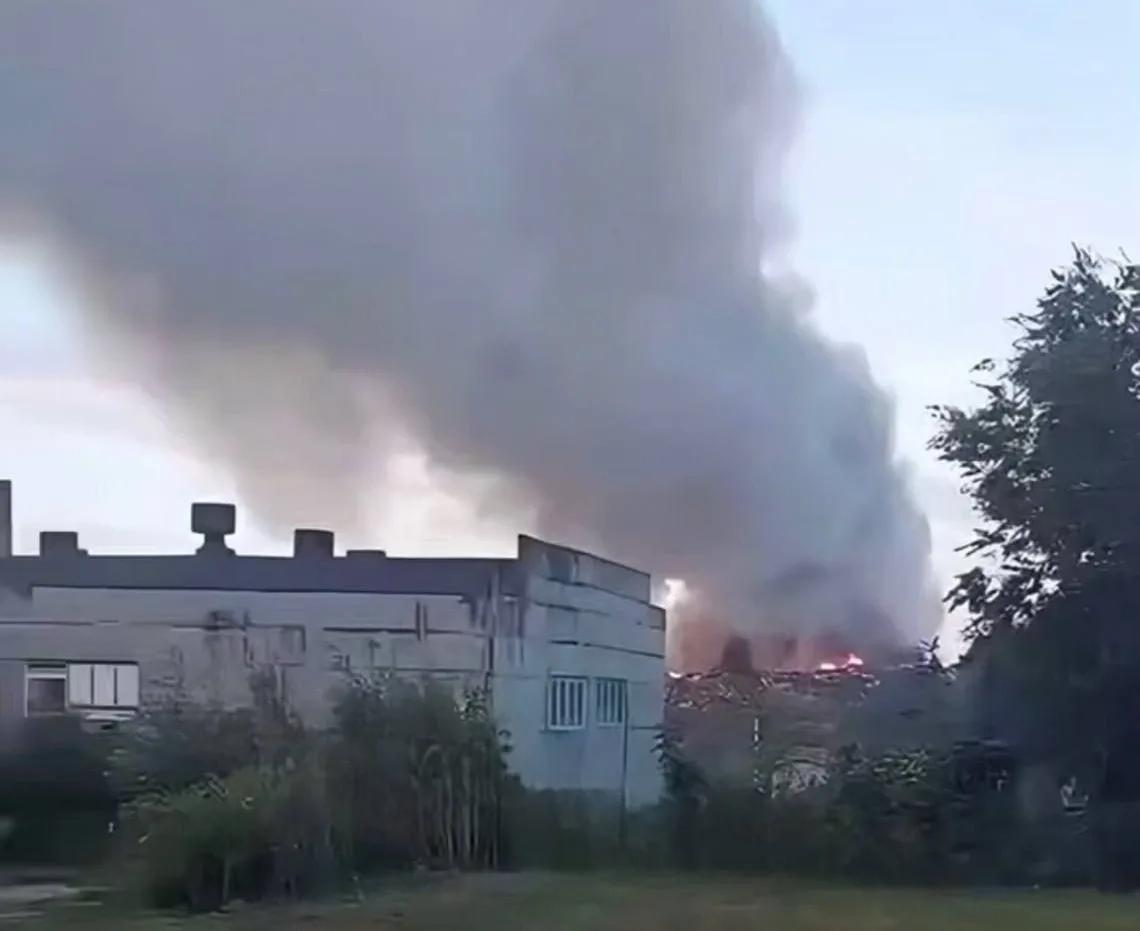 У Кам’янському горить міське звалище