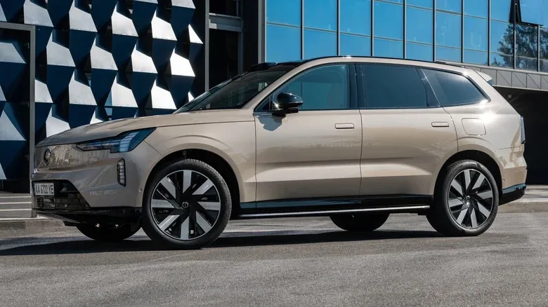 Автопилот от двери до двери: Volvo внедрит технологии автономного вождения NVIDIA