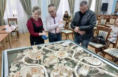 Картонний макет дитячого містечка «Казка», переданий Миколаївському обласному краєзнавчому музею