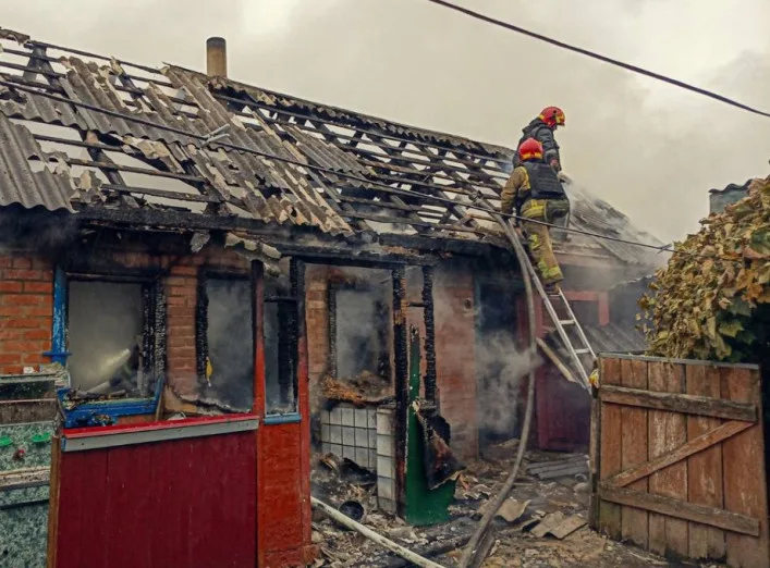 На Роменщині під час пожежі в літній кухні загинув 82-річний чоловік
