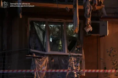 Наслідки російського удару по житловій п’ятиповерхівці в Запоріжжі