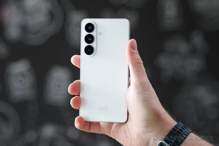 Samsung Galaxy S26 смартфон