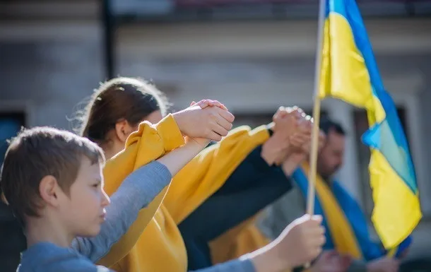 С оккупированной Херсонщины вернули группу украинских детей