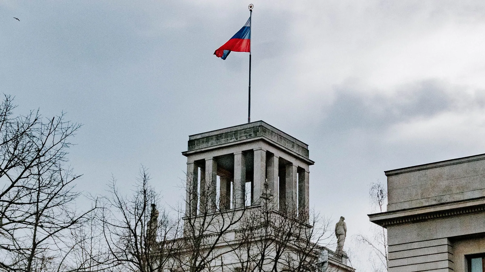 У ЄС хочуть заборонити російським дипломатам виїжджати за межі держав перебування