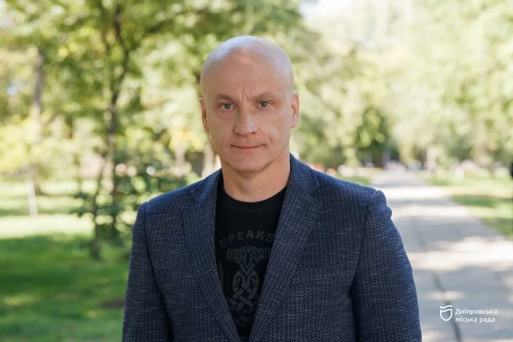 «Щоб ім’я жодного героя не було забуто»: у Дніпрі відкрили пам’ятний знак захисникам і захисницям України та алею «Історії Героїв» - 01.10.2026
