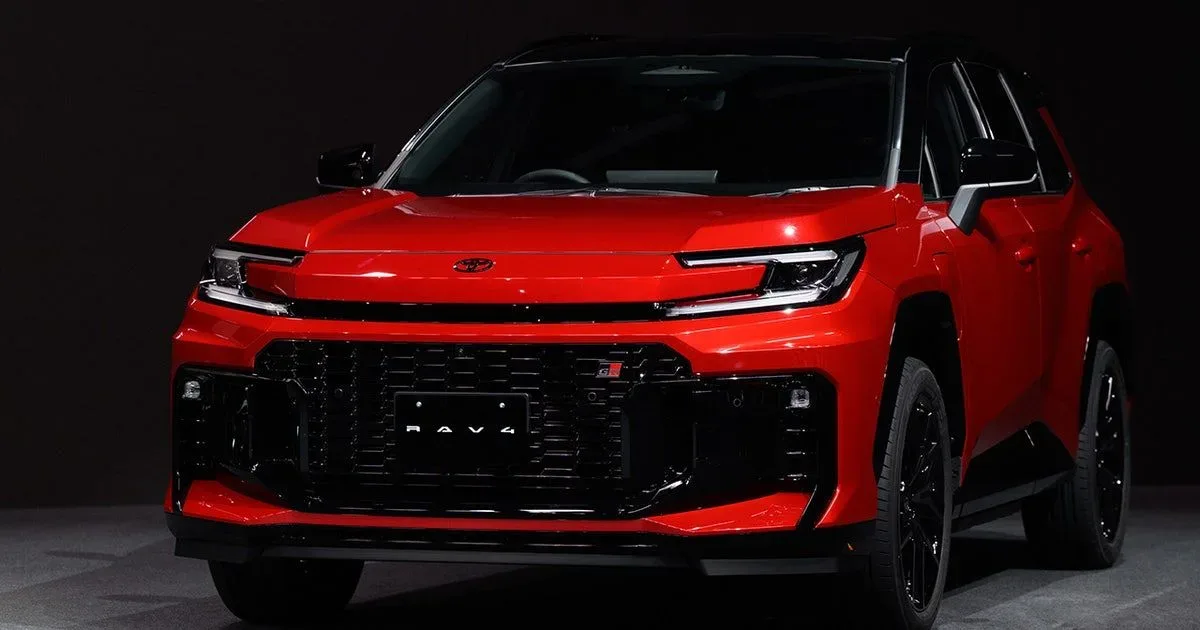 Toyota відкликає близько 31 тис. RAV4 Plug-in Hybrid через ризик втрати потужності