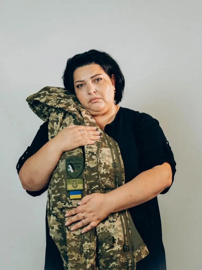 Історії 15 Героїв з Кілії стануть основою фотовиставки: завершено перші зйомки меморіального проєкту “Імена, які живуть”