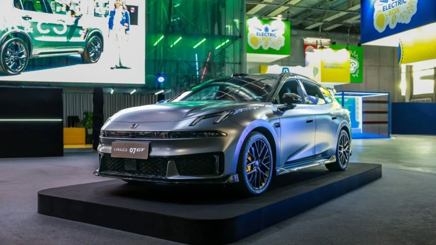 Гібридний універсал Lynk & Co 07 GT дебютував у Європі