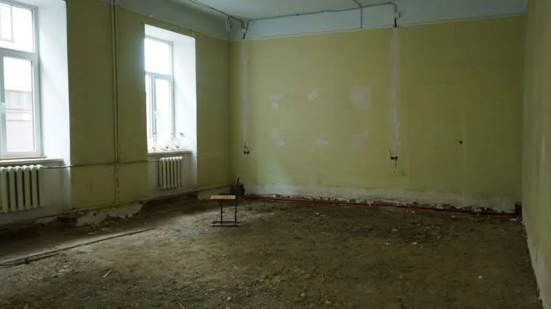 Про ремонт у Чернівецькому ліцеї №1: батьки скаржаться, місто пояснює, що насправді відбувається