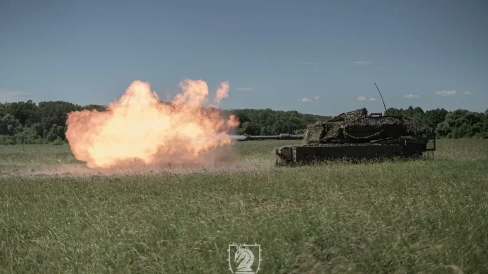 Ось воно, «серце» Абрамса: в «Маґурі» показали, як проходить обслуговування двигуна американського танка 