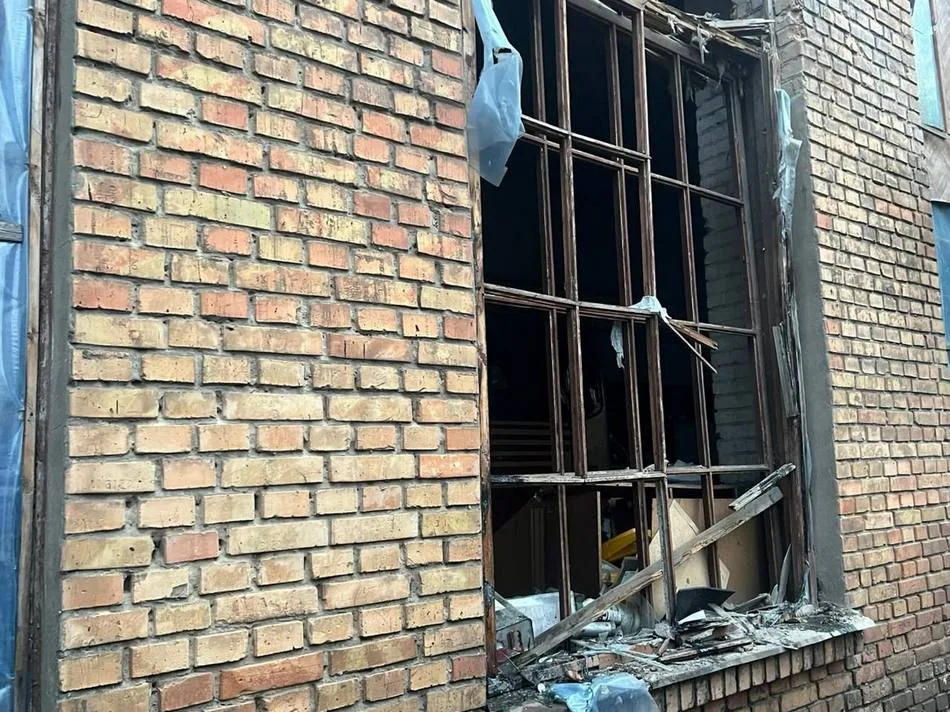 Ворог атакував три райони Дніпропетровщини: постраждав чоловік