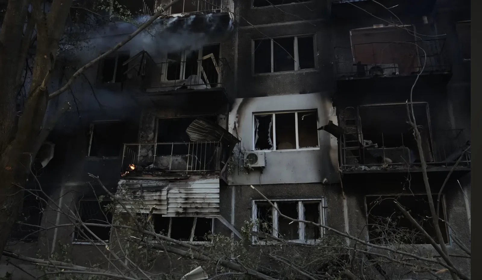 Кадр із документального фільму “Божевілля. Костянтинівка”. Фото: 24 ОМБр