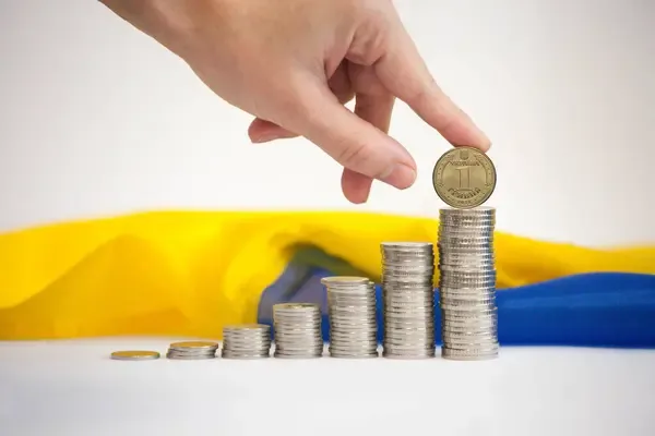 Майже 374 млрд грн: скільки уряд залучив від ОВДП з початку року