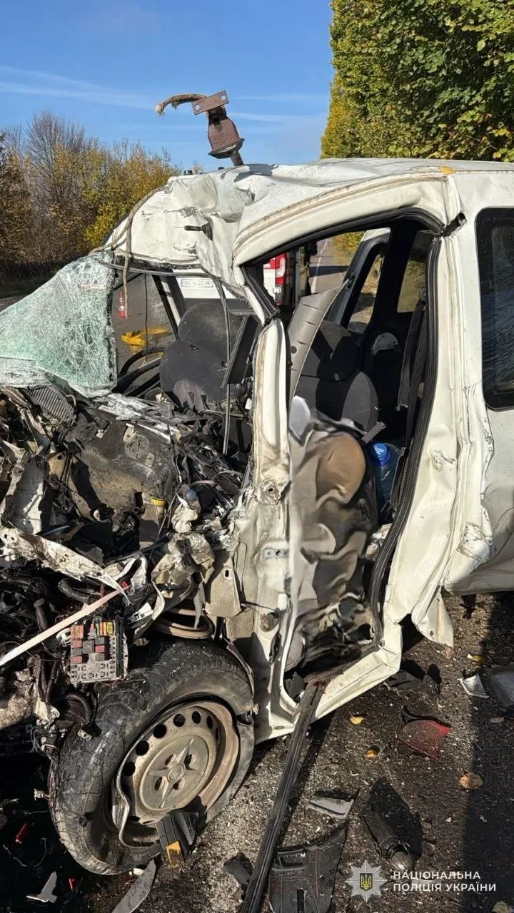 На Стрийщині у ДТП з автопоїздом загинув водій Fiat - 4