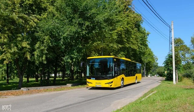 У Каневі перевірять графіки автобусів через скарги на незручність для школярів