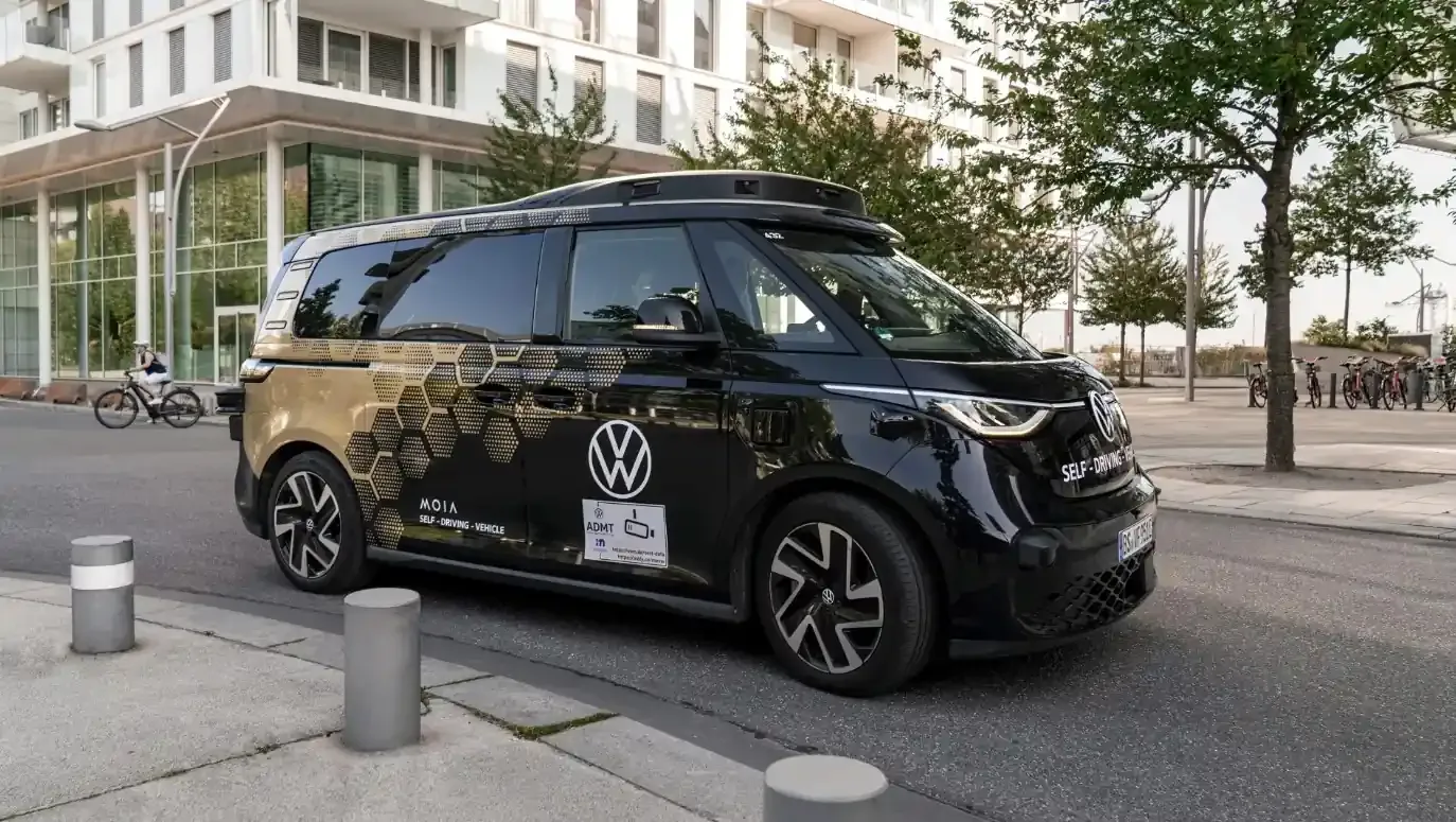 Volkswagen показав революційну систему для маломобільних пасажирів