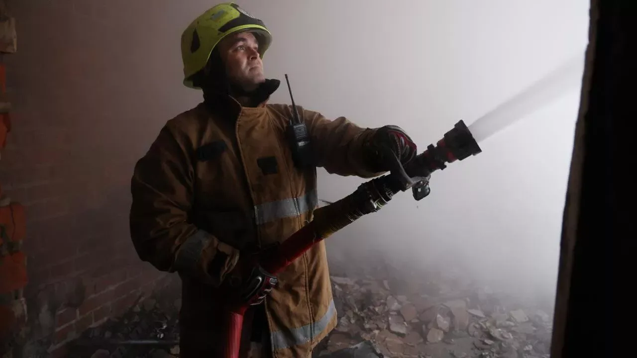 Вибухи в Києві 7 жовтня: є наслідки у чотирьох районах, двоє загиблих Вибухи в Києві: що сталося сьогодні, 7 жовтня 2026