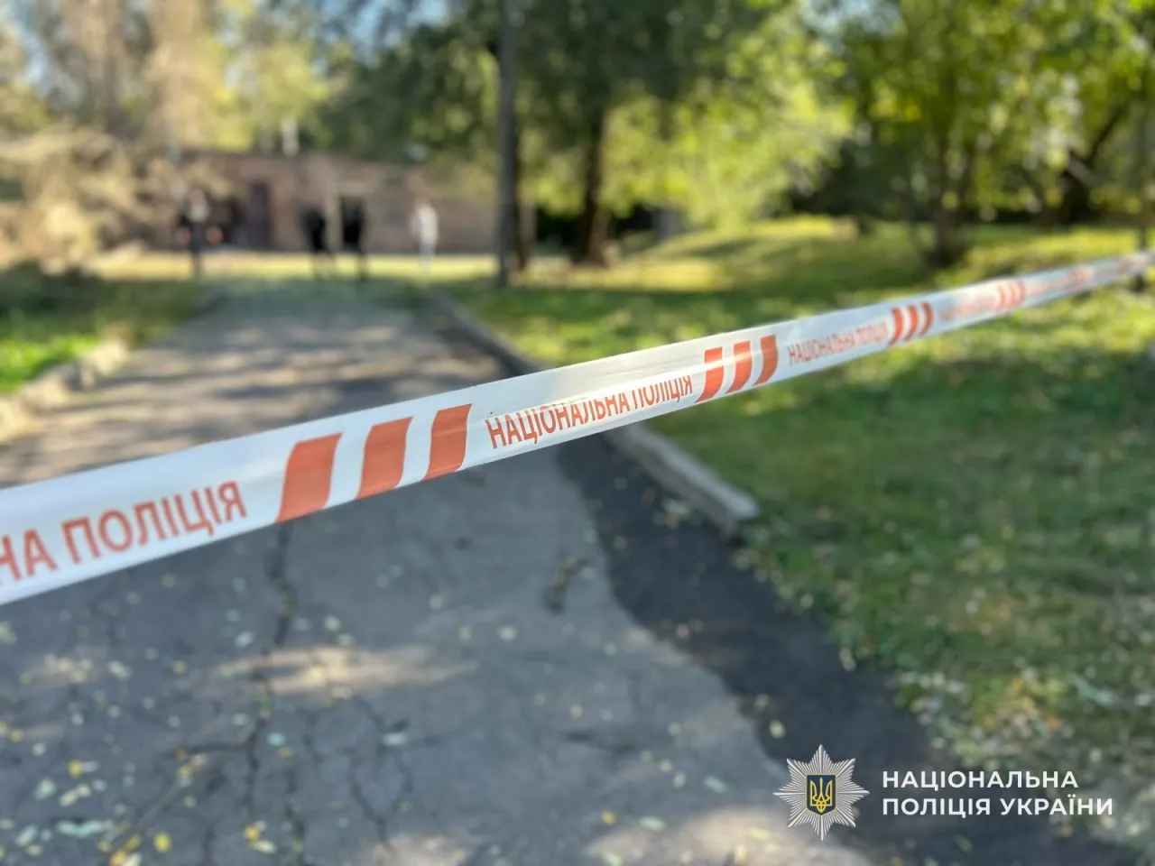Поліція показала наслідки атак на Дніпропетровщину: одна людина загинула, ще девʼятеро постраждали - 06.10.2026