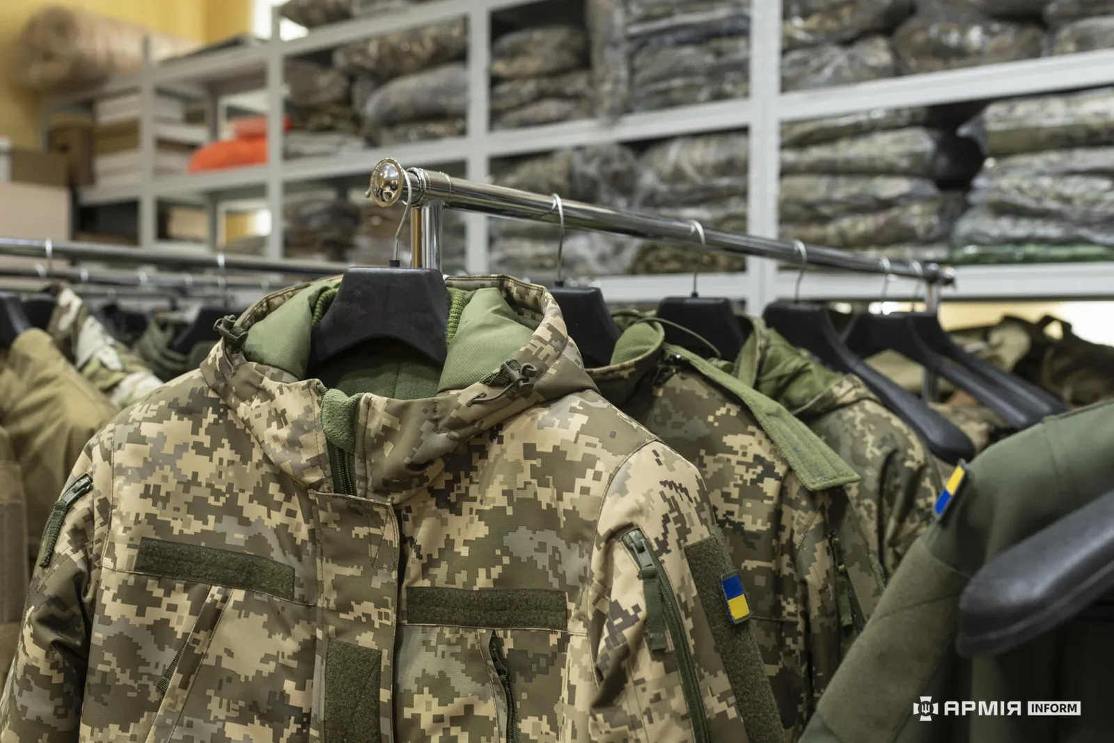 Форма і берці — хороші, але хочеться ще «Карінтію»: як військові оцінюють державне забезпечення