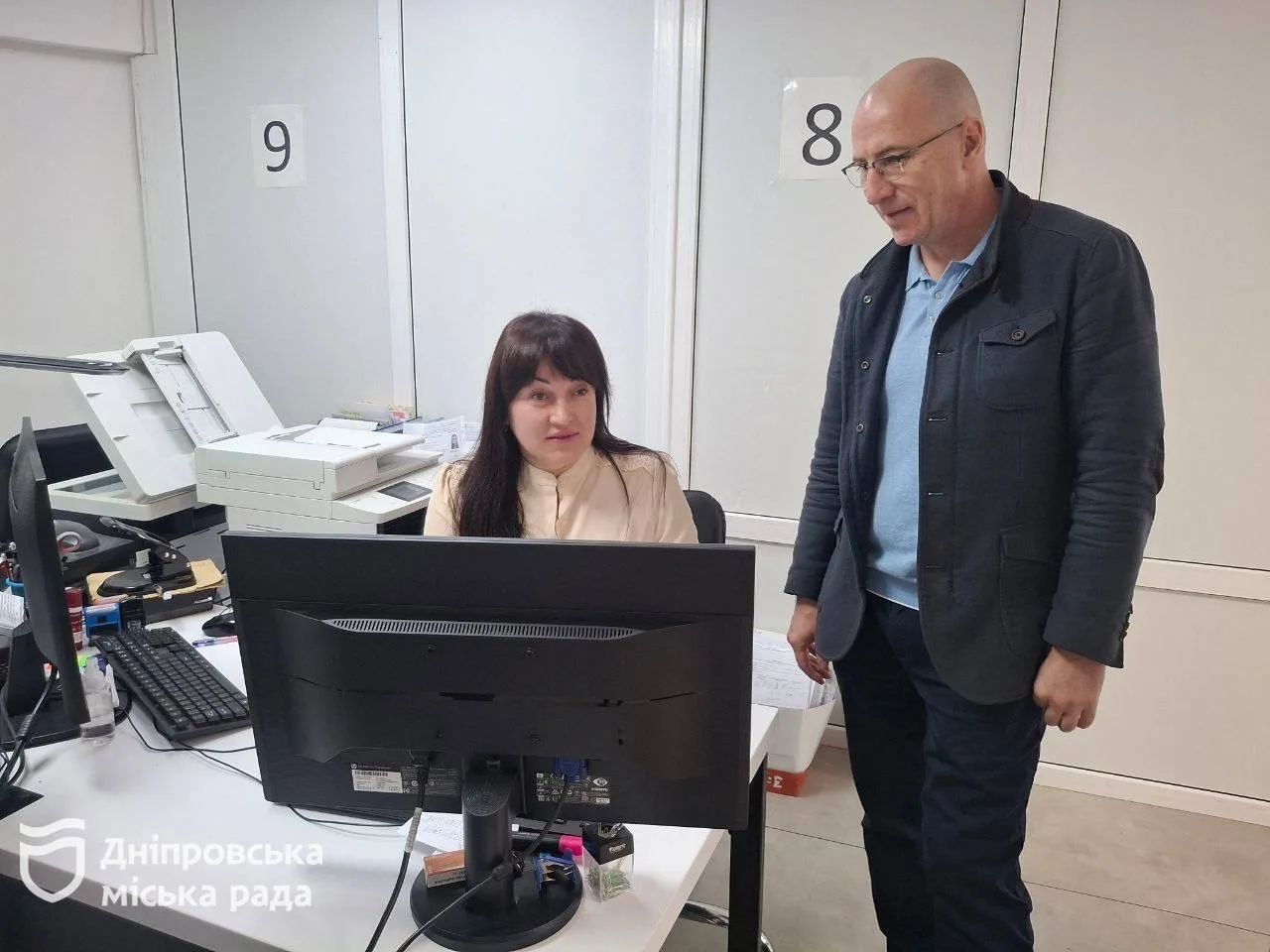 Один запис — два документи: у Дніпрі можна одночасно оформити ID-картку та закордонний паспорт - 02.10.2026