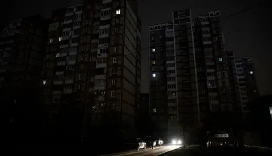 У Луцьку після атаки РФ зникло світло: коли відновлять електропостачання