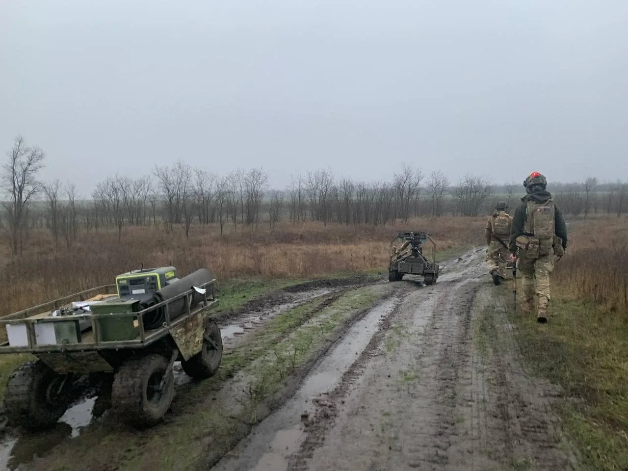 НРК-мул та дрон вогневої підтримки у використанні бійців 59-ї бригади Сил беспілотних систем
