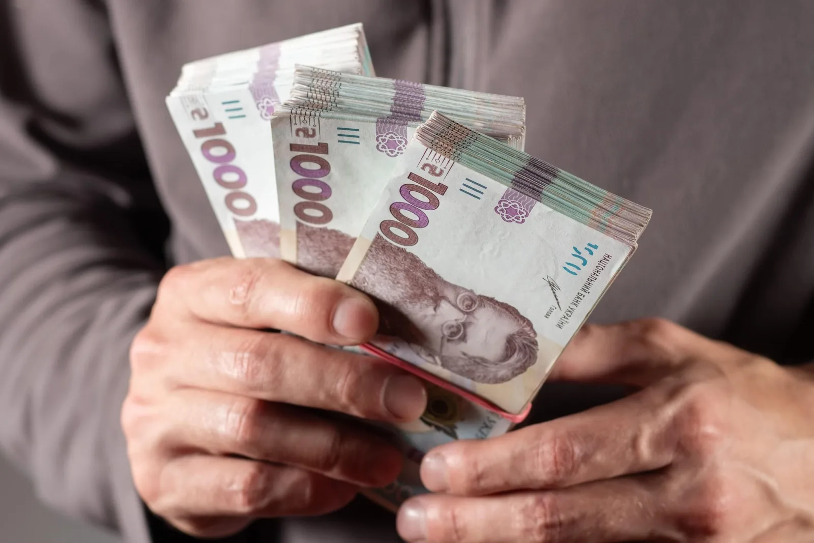 На Львівщині бухгалтерка ДСНС нарахувала собі майже 44 тисячі гривень