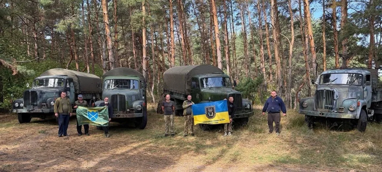 Легендарні швейцарські вантажівки Saurer 2DM підсилили логістику Збройних Сил України