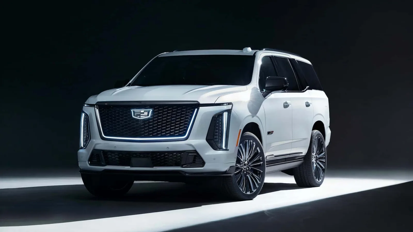 Cadillac выпустила Escalade за $239 тысяч: роскошный внедорожник удивил эксклюзивными деталями
