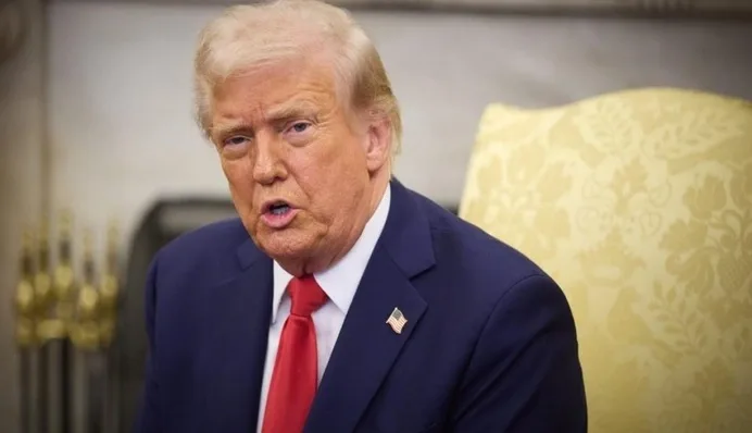 "Війна закінчилася б за один день": Трамп розповів, як танкісти РФ зірвали плани Путіна
