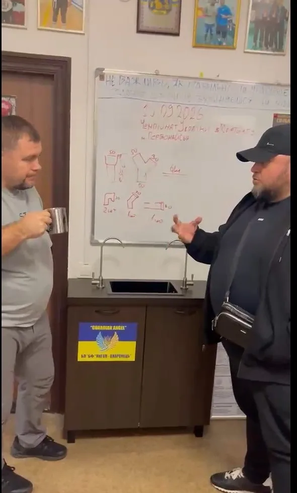 голова наглядової ради фонду «Янгол-Охоронець» Вілен Фаталов