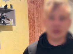 На Київщині чоловіка підозрюють у зберіганні дитячої порнографії та наркотиків