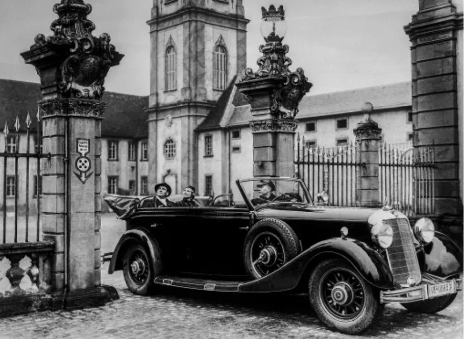 Яким був 8-циліндровий первісток Mercedes-Benz
