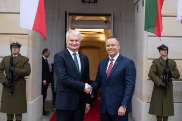 Навроцький і Науседа обговорили посилення східного флангу НАТО та підтримку України