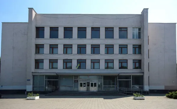 Приміщення корпусу  №4 ВНУ на вулиці Шопена, 24