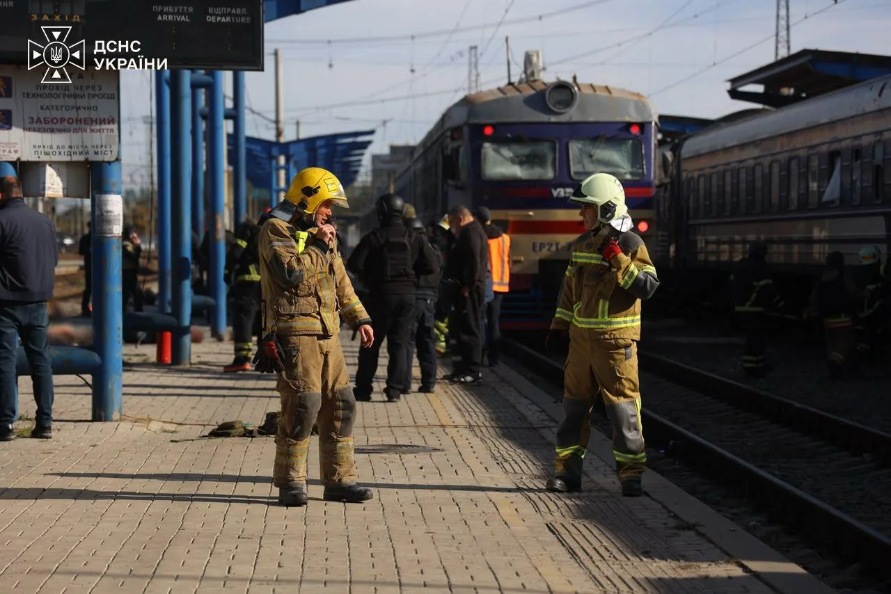 "Укрзалізниця" перегляне протоколи безпеки після атаки на вокзал у Дніпрі